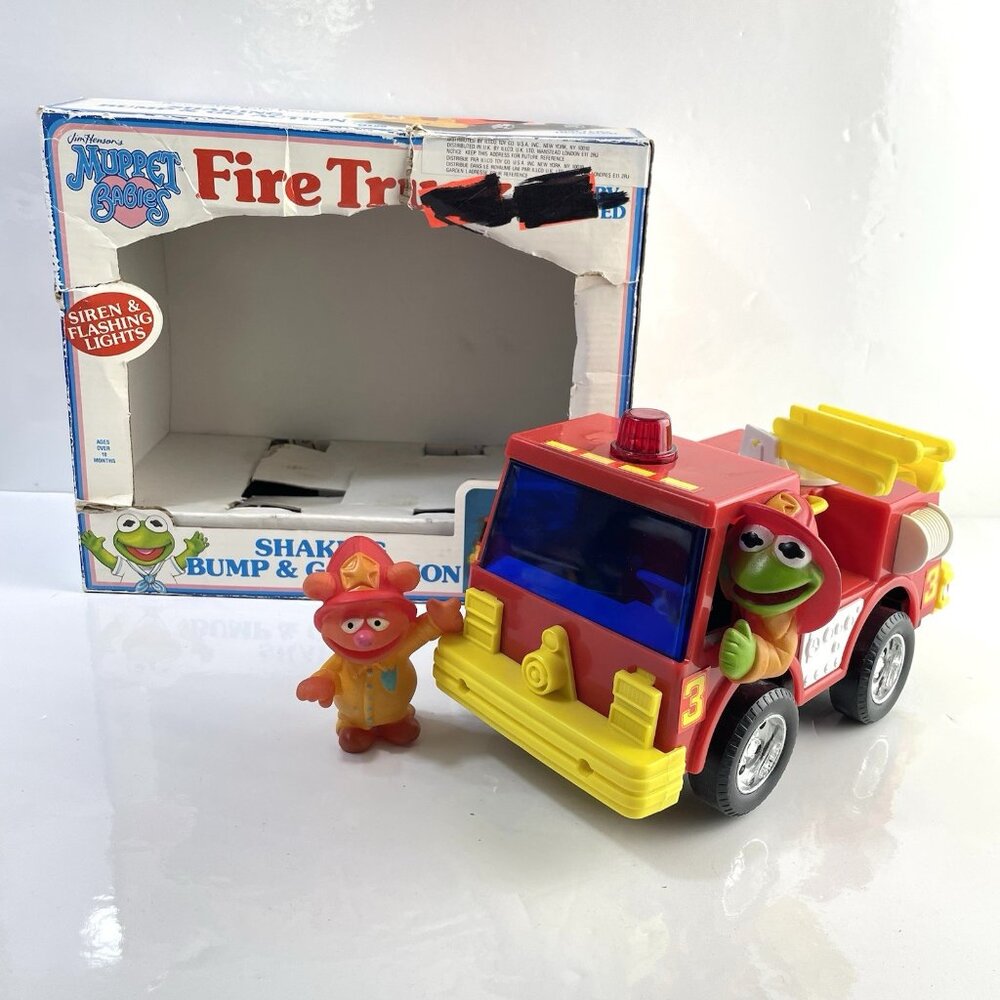 VINTAGE Baby Muppets Fire Truck Bump N Go Car 1989 Kids Toy Sesame Street Illco